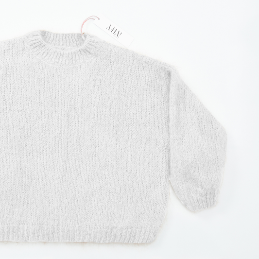 Luftiger grobmaschig gestrickter Mohair  Pullover