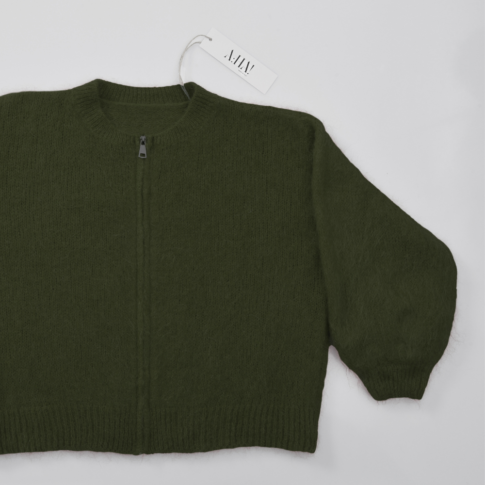 Flauschige Jacke im Bomberstyle mit Reißverschluss