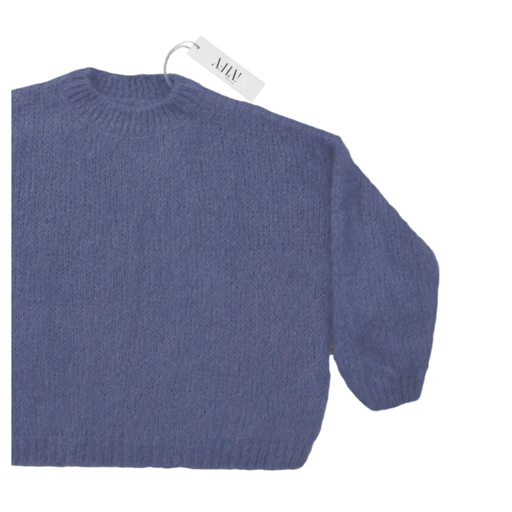 Luftiger grobmaschig gestrickter Mohair Pullover