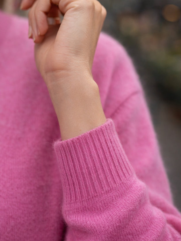 Pullover mit V-Kragen aus Cashmere-Mix