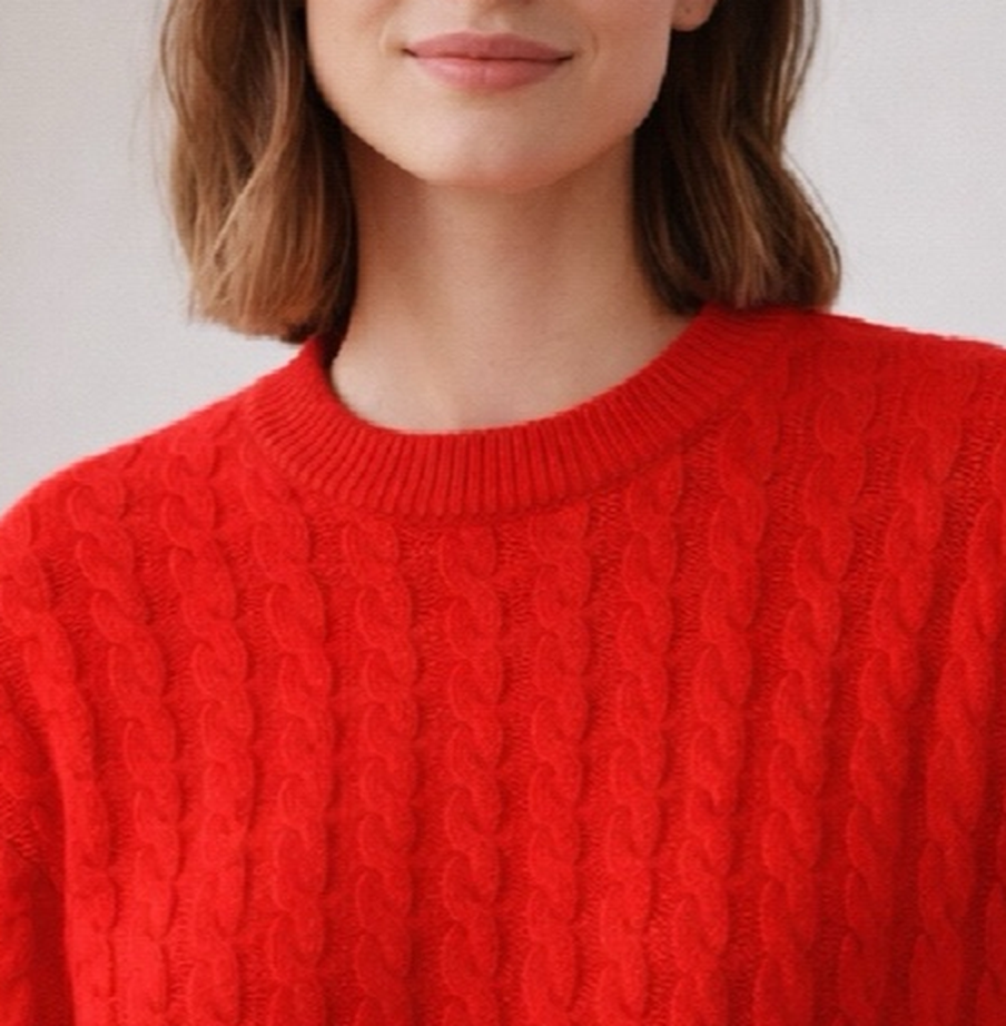 Strickpulli mit Zopfmuster